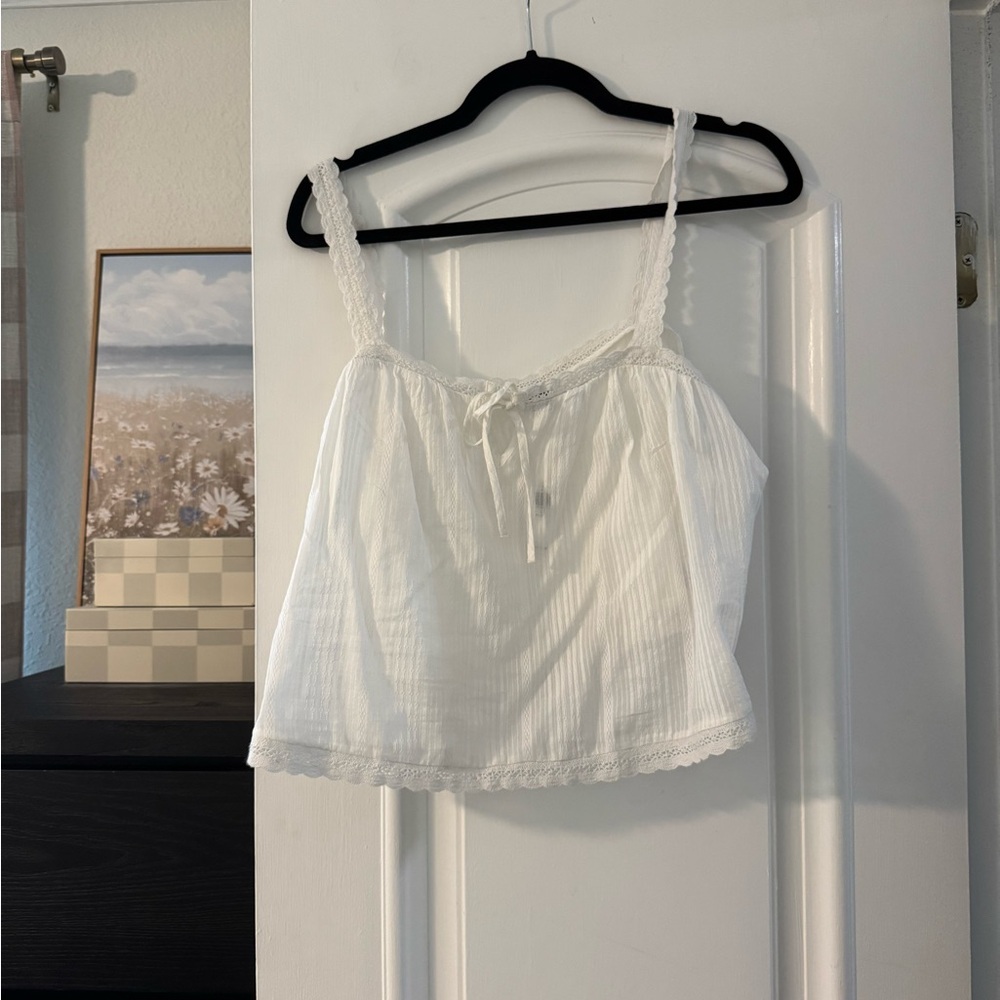 Old Navy White Lace Camisole Top
